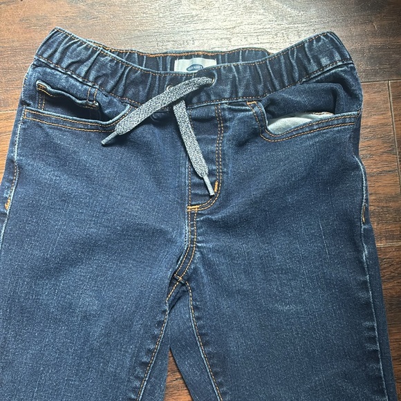 Jeans jogging OldNavy 8yo - Picture 2 of 5